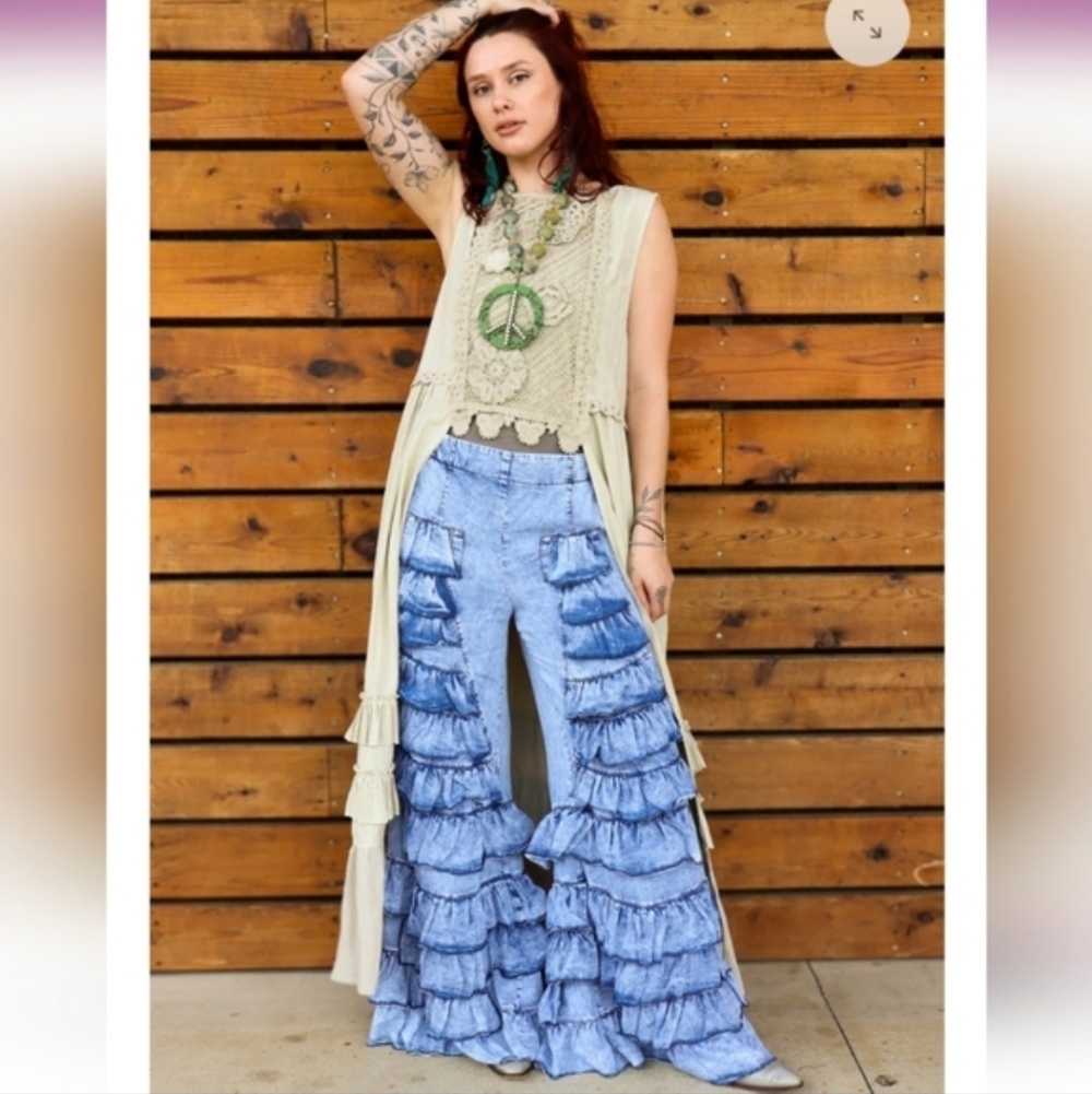NWT! Blue Velvet Tiered Ruffle Denim Color Pants Size XL